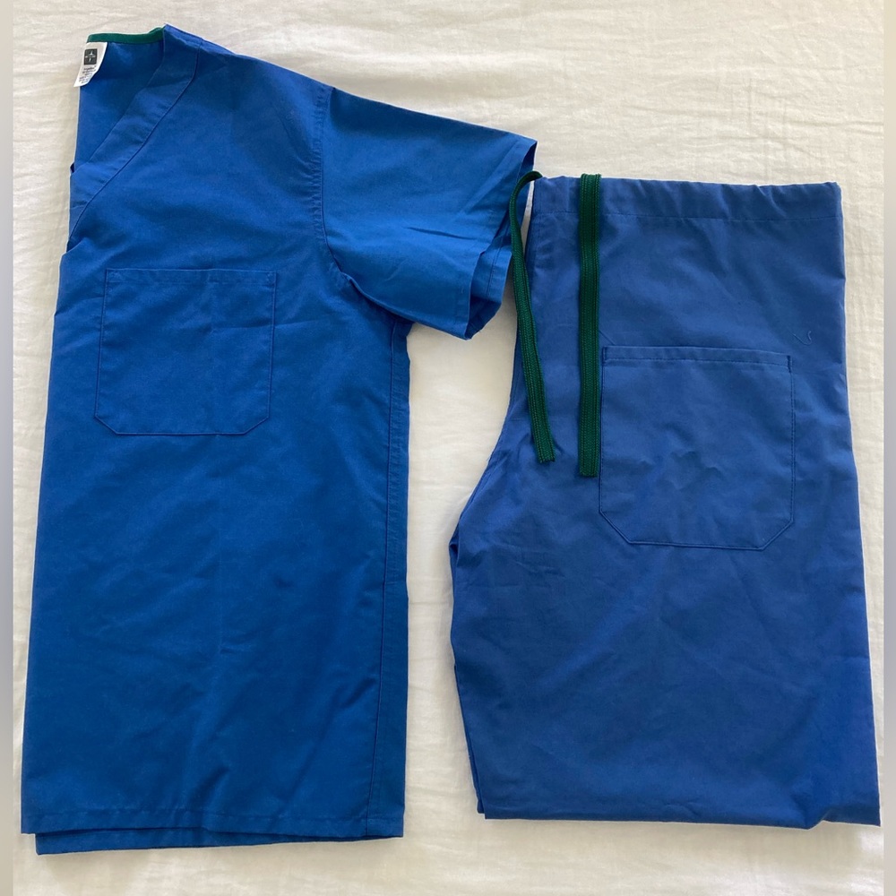 Medline AngelStat Royal Blue Scrub Set (Top + Pant) — Size Medium